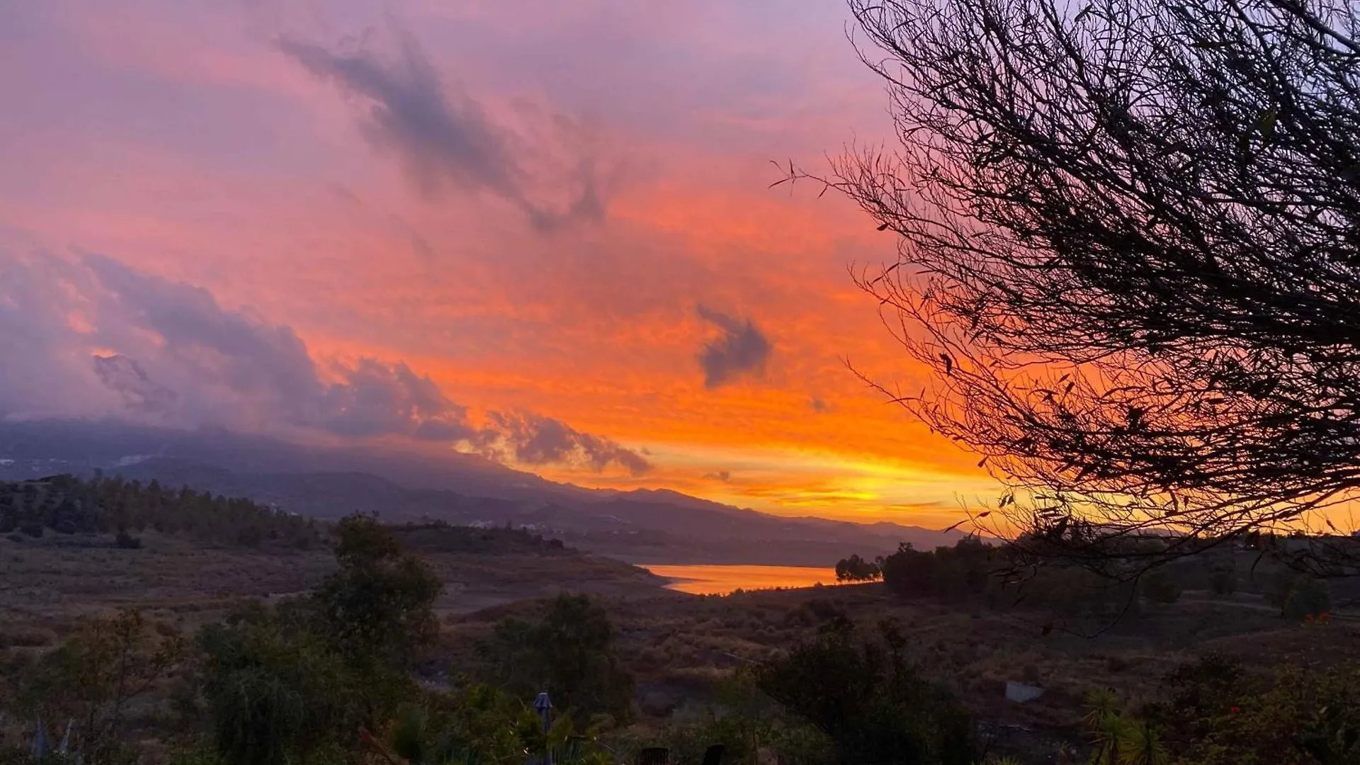 La Rustica En Vinuela, Piscina Privada Villa