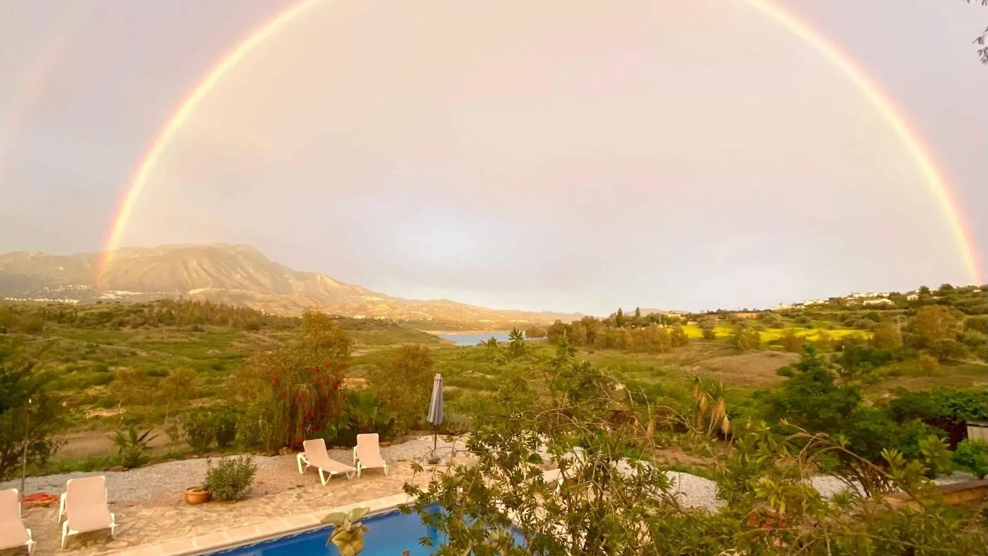 La Rustica En Vinuela, Piscina Privada Villa Vinuela